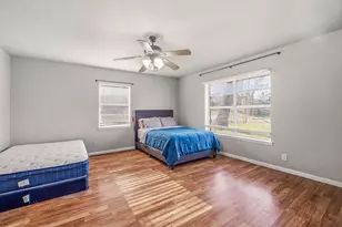 582 W College St, Stephenville, TX 76401 - Photo 7