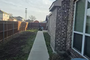 1116 Rio Vista Dr, DeSoto, TX 75115 - Photo 5