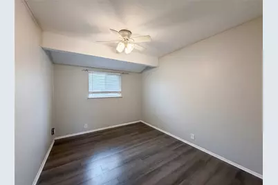 208 Summercrest Boulevard, Burleson, TX 76028 - Photo 9