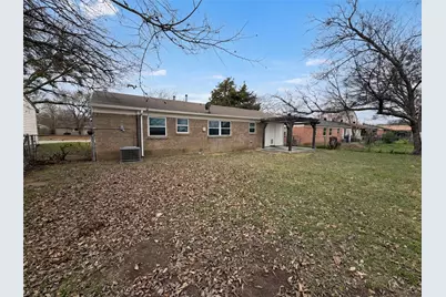 208 Summercrest Boulevard, Burleson, TX 76028 - Photo 15