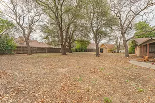 980 N Harbin Dr, Stephenville, TX 76401 - Photo 23