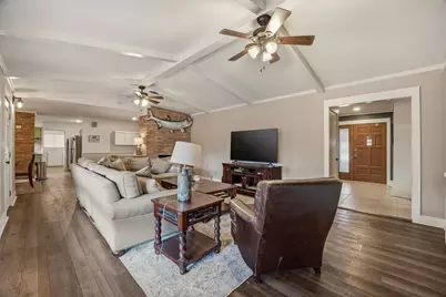 980 N Harbin Drive, Stephenville, TX 76401 - Photo 7