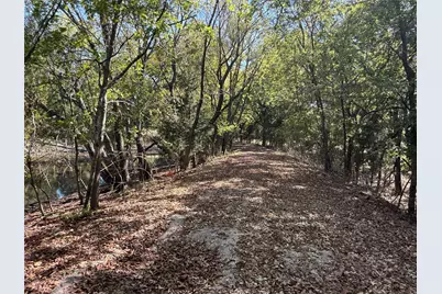 18081 Burden Ranch Dr, Farmersville, TX 75442 - Photo 15