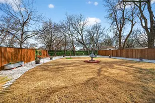 1314 S Grand Ave, Gainesville, TX 76240 - Photo 3