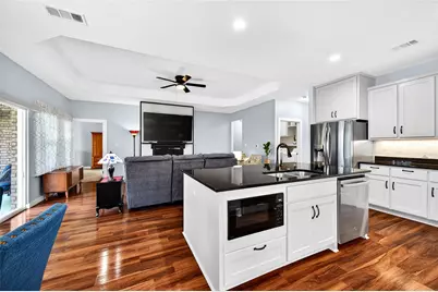 1314 S Grand Avenue, Gainesville, TX 76240 - Photo 17