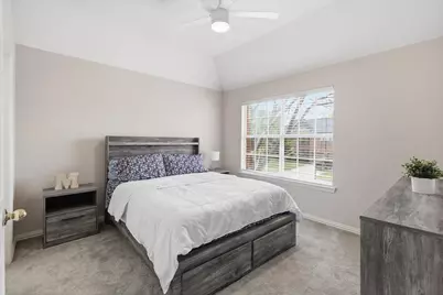 1904 N Port Court, Grapevine, TX 76051 - Photo 23