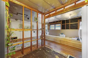 1051 Lynch Bend Rd, Springtown, TX 76082 - Photo 15