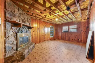 1051 Lynch Bend Rd, Springtown, TX 76082 - Photo 17