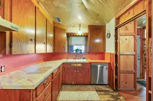 1051 Lynch Bend Rd, Springtown, TX 76082 - Photo 23