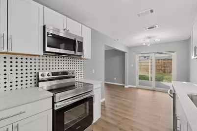 6820 Mickey Drive, Watauga, TX 76148 - Photo 17