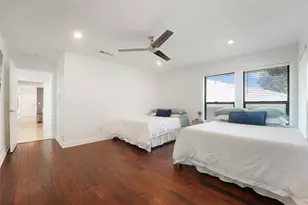 9677 Fallbrook Dr, Dallas, TX 75243 - Photo 31