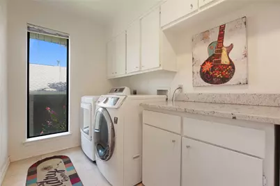 9677 Fallbrook Drive, Dallas, TX 75243 - Photo 37