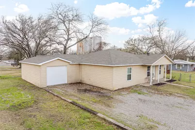 25 Erin Drive, Pottsboro, TX 75076 - Photo 1