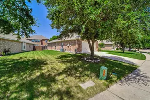 8162 Robertson Dr, Frisco, TX 75036 - Photo 3