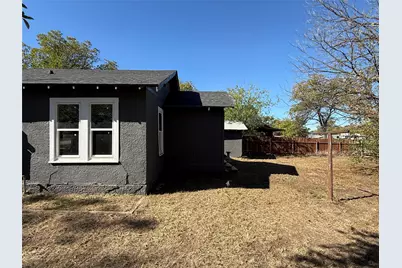 705 E 9th Street, Coleman, TX 76834 - Photo 5