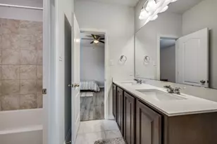 632 Lake Cove Dr, Little Elm, TX 75068 - Photo 11