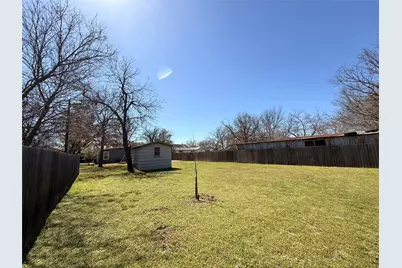 312 W Church Street, Olney, TX 76374 - Photo 31