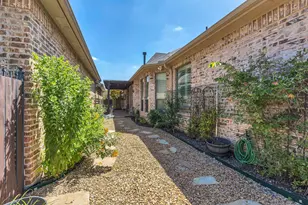 737 Silver Lake Dr, Keller, TX 76248 - Photo 37