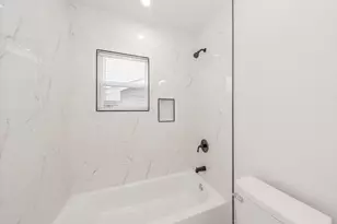 10455 Allegheny Dr, Dallas, TX 75229 - Photo 23