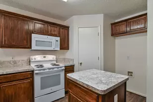 307 Stell Ave, Mansfield, TX 76063 - Photo 9