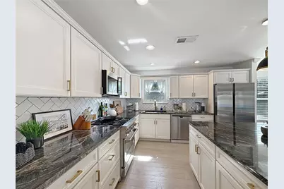 4401 Clarke Drive, Fort Worth, TX 76135 - Photo 17