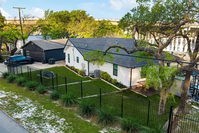 4401 Clarke Drive, Fort Worth, TX 76135 - Photo 29