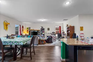 2360 Timber Creek Dr, Glenn Heights, TX 75154 - Photo 9