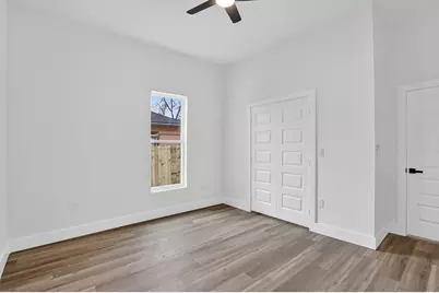 2307 Refugio Avenue, Fort Worth, TX 76164 - Photo 13