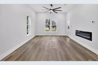 2307 Refugio Avenue, Fort Worth, TX 76164 - Photo 5