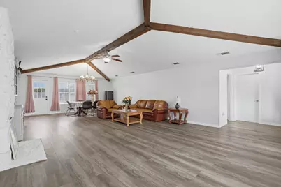 525 Candlewood Lane, Garland, TX 75041 - Photo 5