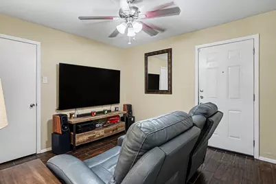 2953 Country Place Circle, Carrollton, TX 75006 - Photo 13