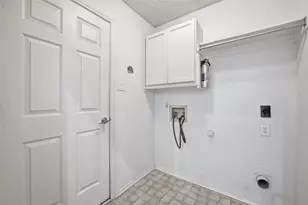 934 Highgate Dr, Lewisville, TX 75067 - Photo 13