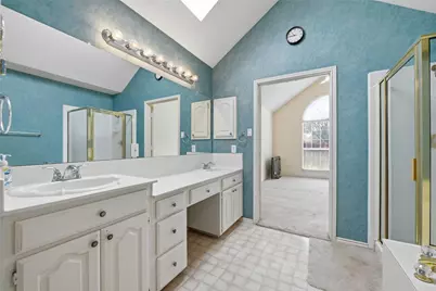 934 Highgate Drive, Lewisville, TX 75067 - Photo 9