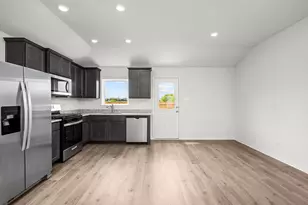 8412 White Wolf Trl, Ponder, TX 76259 - Photo 5