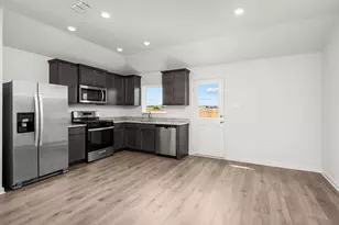 8412 White Wolf Trl, Ponder, TX 76259 - Photo 3