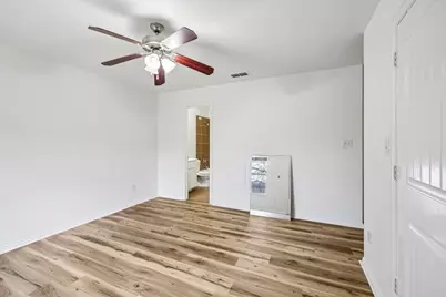 3106 Refugio Avenue, Fort Worth, TX 76106 - Photo 11