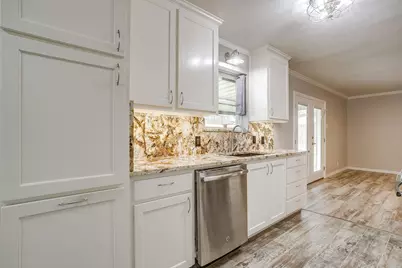 5917 Whispering Lane, Watauga, TX 76148 - Photo 13