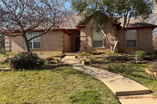 8805 Rolling Springs Ct, Fort Worth, TX 76120 - Photo 1