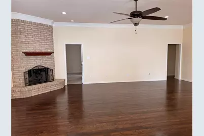 8805 Rolling Springs Court, Fort Worth, TX 76120 - Photo 5