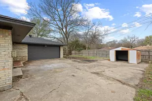2418 Monett Dr, Sherman, TX 75092 - Photo 29