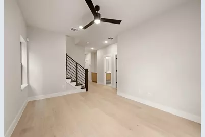 1352 Cherry Hills Lane, Irving, TX 75038 - Photo 9