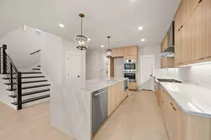 1352 Cherry Hls Ln, Irving, TX 75038 - Photo 11