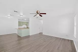 604 S Maxey St, Sherman, TX 75090 - Photo 7