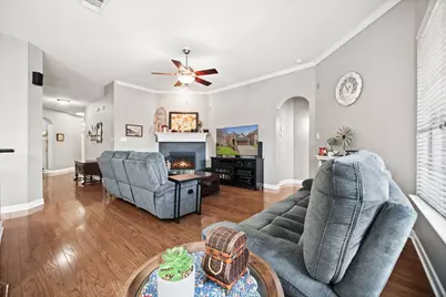 1612 Lake Eden Drive, Euless, TX 76039 - Photo 3