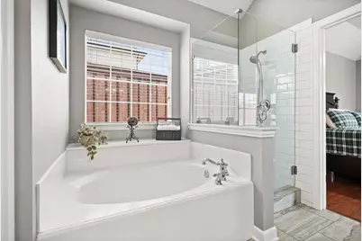 1612 Lake Eden Drive, Euless, TX 76039 - Photo 13