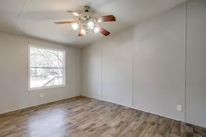 646 Whisperview Circle, Granbury, TX 76049 - Photo 31