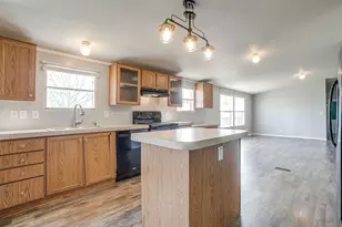 646 Whisper View Cir, Granbury, TX 76049 - Photo 15