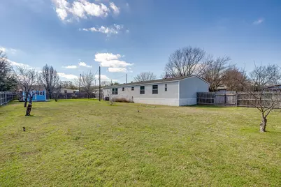 646 Whisperview Circle, Granbury, TX 76049 - Photo 37