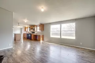 646 Whisper View Cir, Granbury, TX 76049 - Photo 23