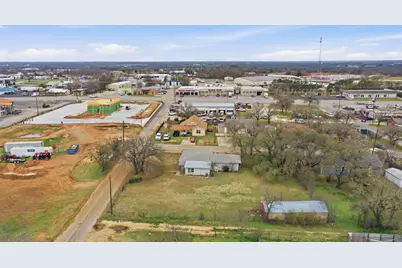 609 E Broadway Street, Stephenville, TX 76401 - Photo 3